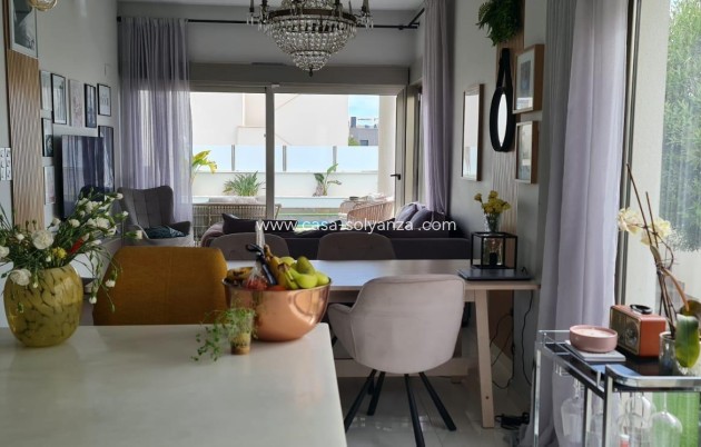 Revente - Villa - Orihuela Costa - Villamartín
