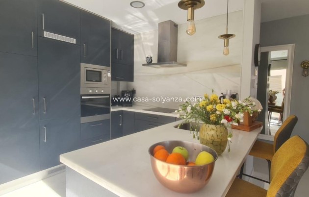 Revente - Villa - Orihuela Costa - Villamartín