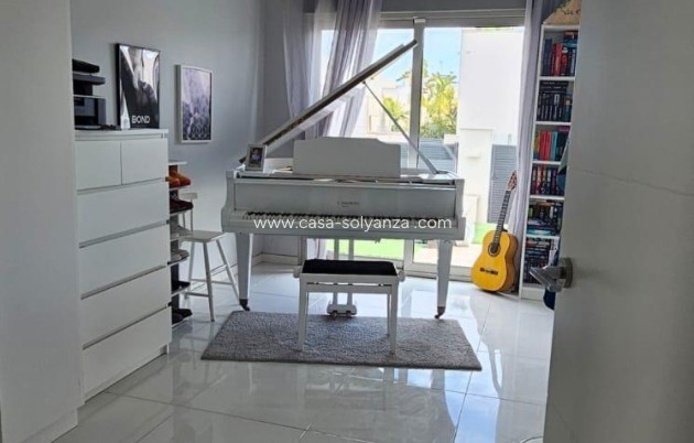 Revente - Villa - Orihuela Costa - Villamartín