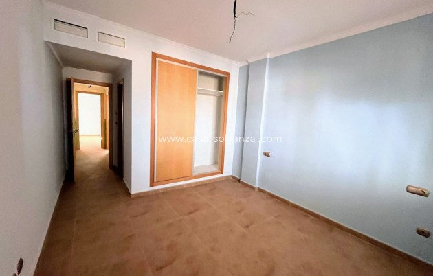 Resale - Apartment / flat - Los Alcázares - Los Alcazares Centro