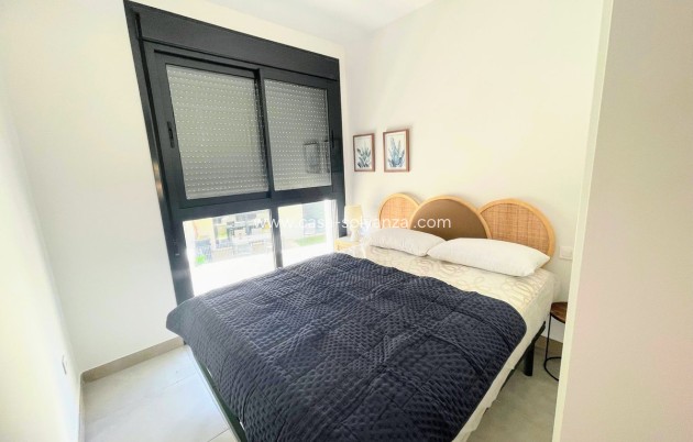 Resale - Apartment / flat - Orihuela - Villamartin