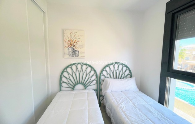 Resale - Apartment / flat - Orihuela - Villamartin