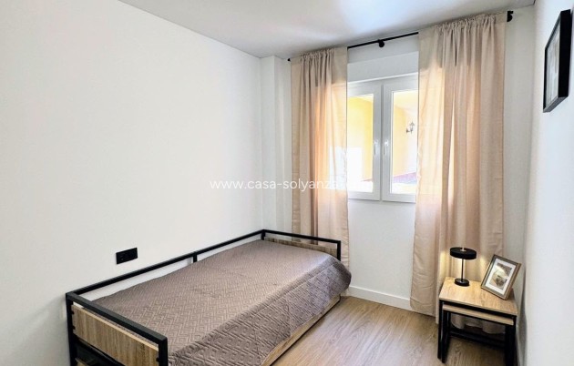 Resale - Apartment / flat - Pilar de la Horadada - Torre de Horadada