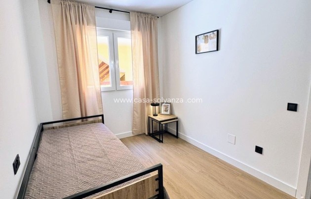 Resale - Apartment / flat - Pilar de la Horadada - Torre de Horadada
