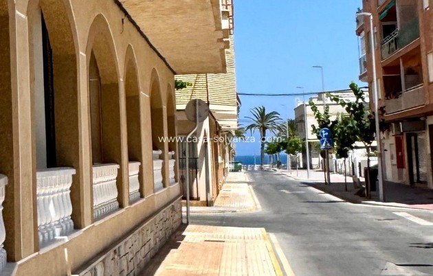 Resale - Apartment / flat - Pilar de la Horadada - Torre de Horadada
