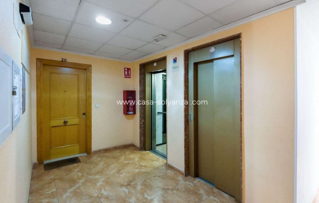 Herverkoop - Appartement / flat - Alicante City - Parque de las Naciones