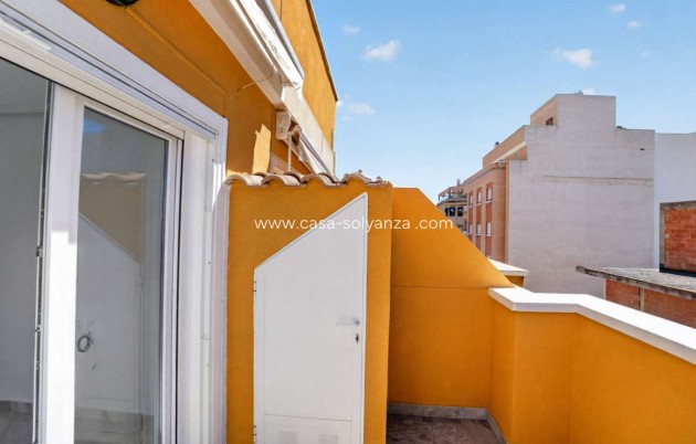 Resale - Apartment / flat - Torrevieja - Torrevieja Centro