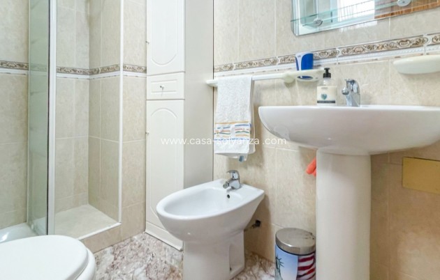 Resale - Apartment / flat - Torrevieja - Costa Blanca