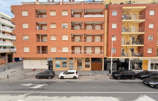 Wiederverkauf - Wohnung - Torrevieja - Playa del Cura