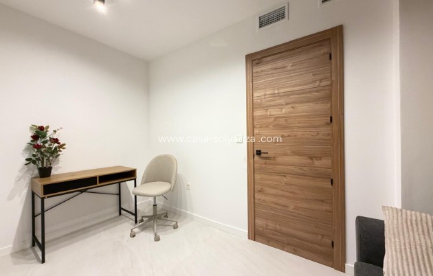 Wiederverkauf - Wohnung - Torrevieja - Playa del Cura