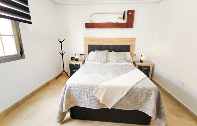 Reventa - Apartamento / piso - Torrevieja - Costa Blanca