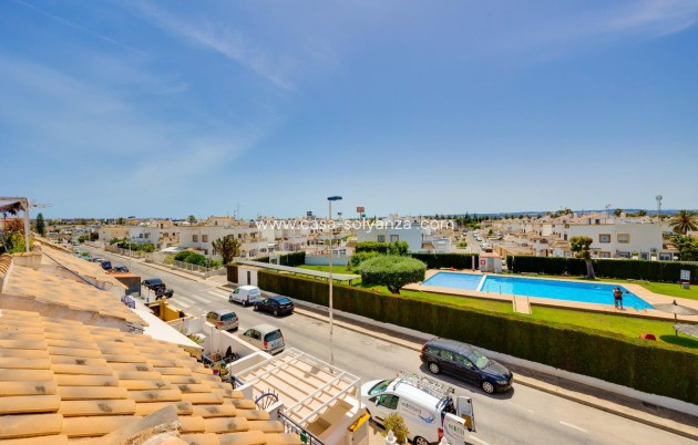 Resale - Apartment / flat - Torrevieja - Torrevieja Centro