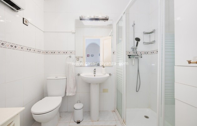 Resale - Apartment / flat - Torrevieja - Torrevieja Centro