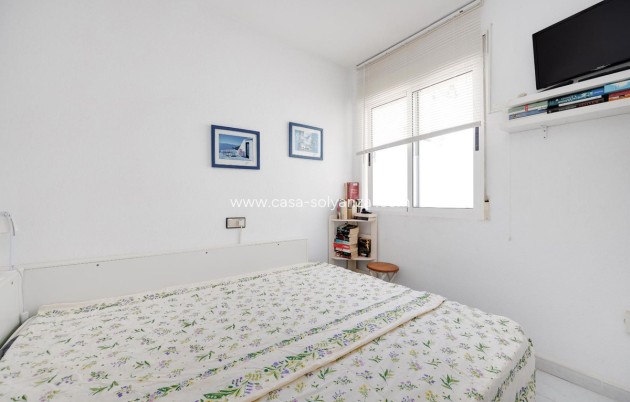 Resale - Apartment / flat - Torrevieja - Torrevieja Centro
