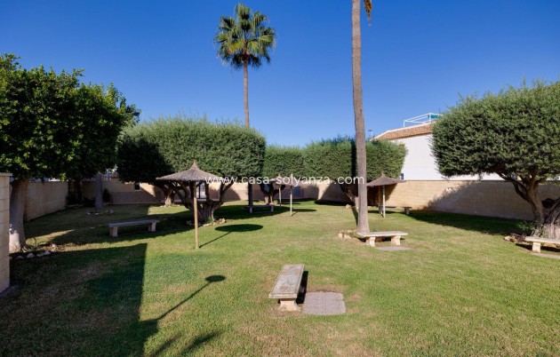 Resale - Apartment / flat - Torrevieja - Torrevieja Centro
