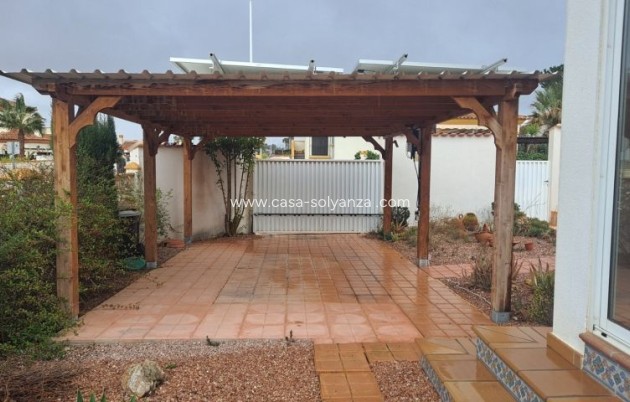 Resale - Villa - Hondón de las Nieves - Inland