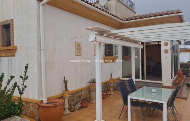 Resale - Villa - Hondón de las Nieves - Inland