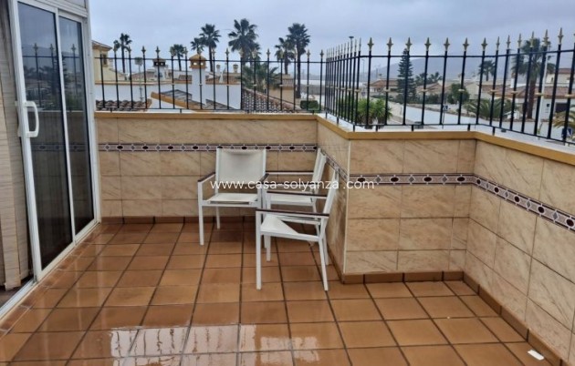 Resale - Villa - Hondón de las Nieves - Inland