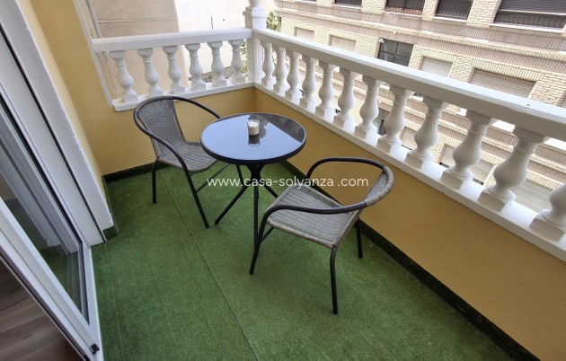 Resale - Apartment / flat - Torrevieja - Torrevieja Centro