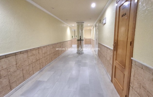 Resale - Apartment / flat - Torrevieja - Torrevieja Centro