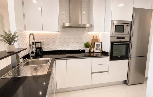 Resale - Apartment / flat - Orihuela - Punta Prima