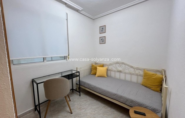 Reventa - Apartamento / piso - Torrevieja - Torrevieja Centro