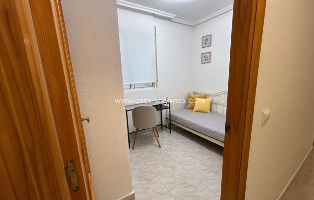 Reventa - Apartamento / piso - Torrevieja - Torrevieja Centro