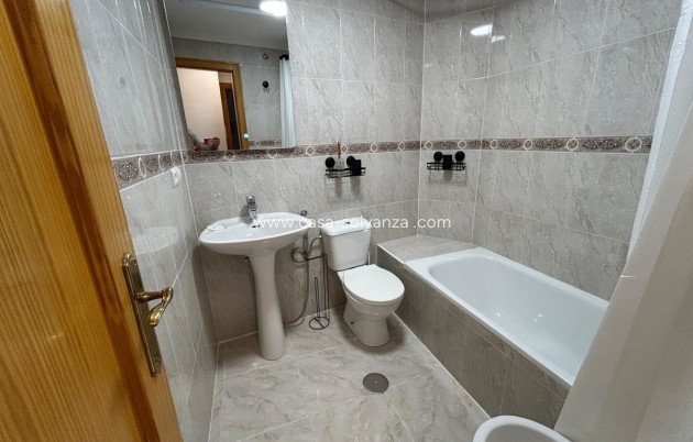 Reventa - Apartamento / piso - Torrevieja - Torrevieja Centro