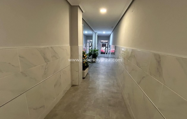 Reventa - Apartamento / piso - Torrevieja - Torrevieja Centro