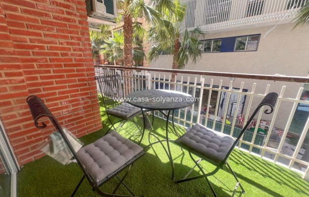 Resale - Apartment / flat - Torrevieja - Torrevieja Centro