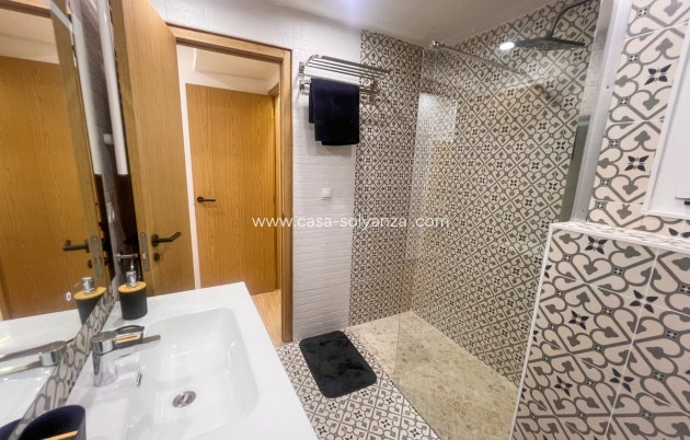 Resale - Apartment / flat - Torrevieja - Torrevieja Centro