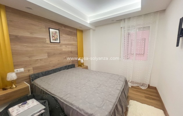 Resale - Apartment / flat - Torrevieja - Torrevieja Centro