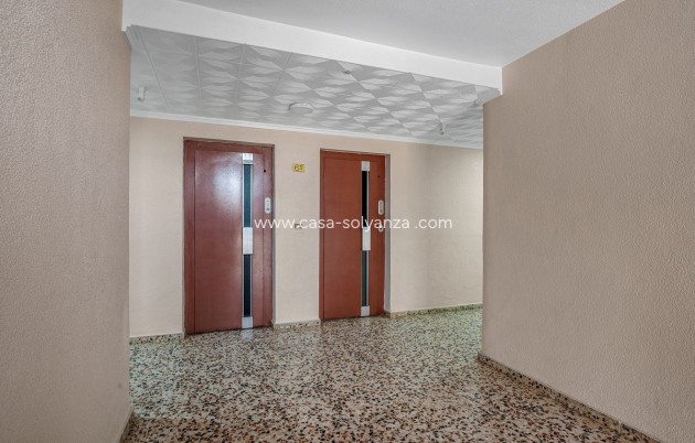 Resale - Apartment / flat - Orihuela - Punta Prima