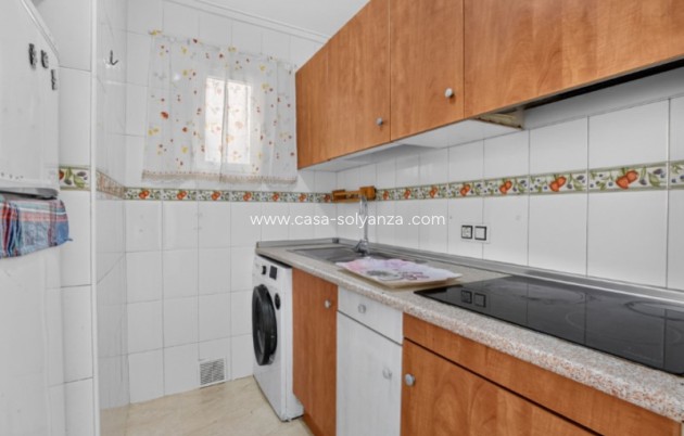 Resale - Apartment / flat - Torrevieja - Costa Blanca