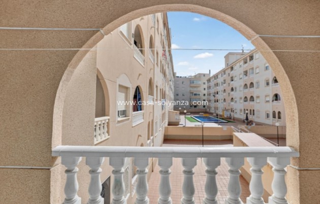 Resale - Apartment / flat - Torrevieja - Costa Blanca
