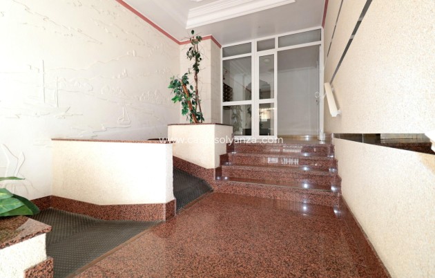 Resale - Apartment / flat - Torrevieja - Playa del Cura