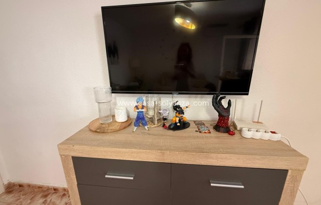 Herverkoop - Appartement / flat - Torrevieja - Playa de los Locos