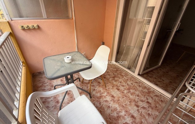 Herverkoop - Appartement / flat - Torrevieja - Playa de los Locos