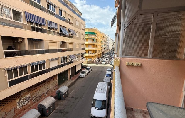 Herverkoop - Appartement / flat - Torrevieja - Playa de los Locos