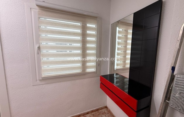 Herverkoop - Appartement / flat - Torrevieja - Playa de los Locos