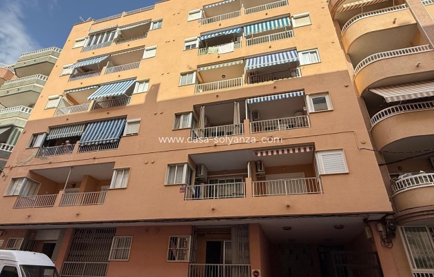 Herverkoop - Appartement / flat - Torrevieja - Playa de los Locos