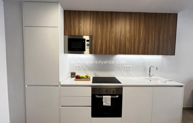 Resale - Apartment / flat - Torrevieja - Playa del Cura