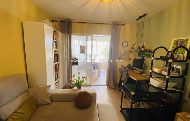 Resale - Apartment / flat - Torrevieja