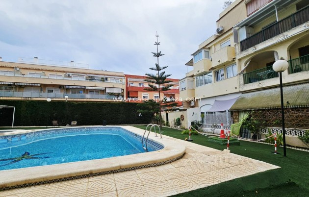 Resale - Apartment / flat - Torrevieja - Nueva Torrevieja