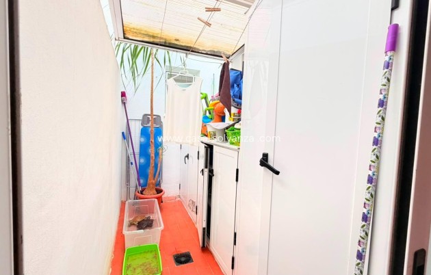 Resale - Apartment / flat - Torrevieja - Playa del Cura