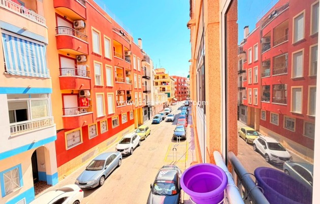 Resale - Apartment / flat - Torrevieja - Playa del Cura