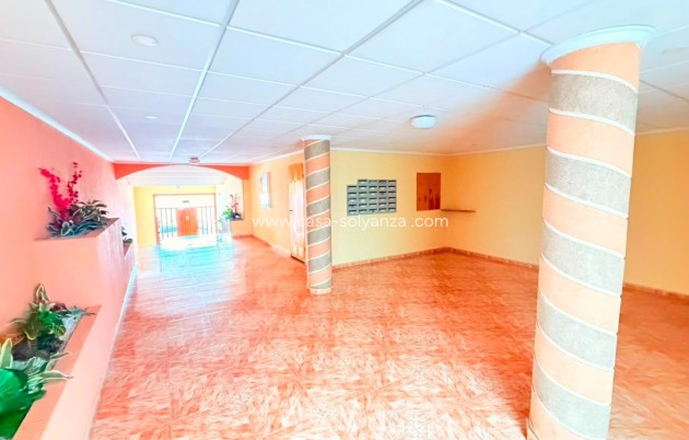 Resale - Apartment / flat - Torrevieja - Playa del Cura
