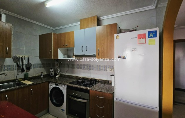 Herverkoop - Appartement / flat - Torrevieja - Playa de los Locos