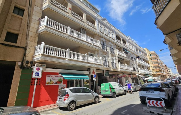 Herverkoop - Appartement / flat - Torrevieja - Playa de los Locos