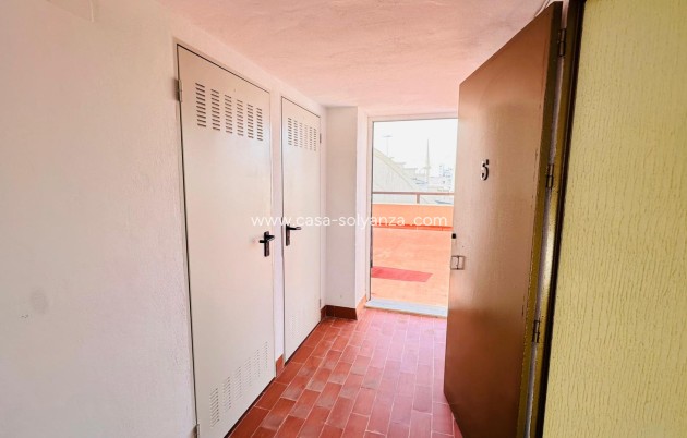 Resale - Apartment / flat - Torrevieja - Center